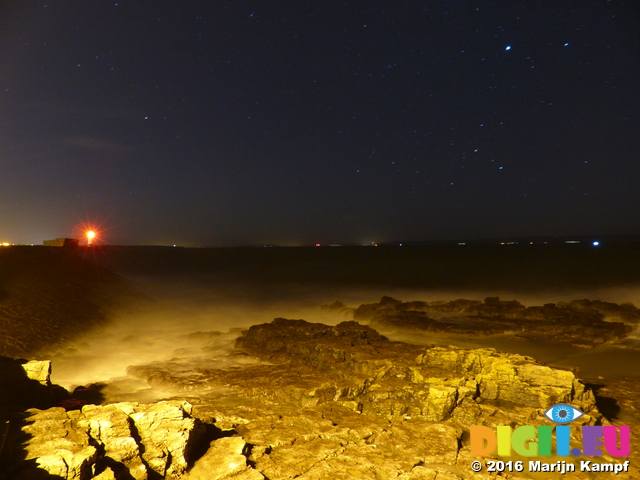 FZ025054 Stars and waves in Porthcawl